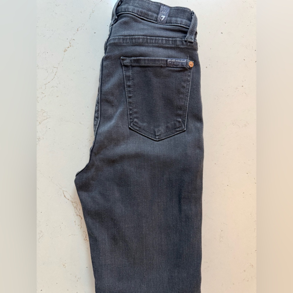 Women’s seven for all mankind charcoal grey Jeans size 25
